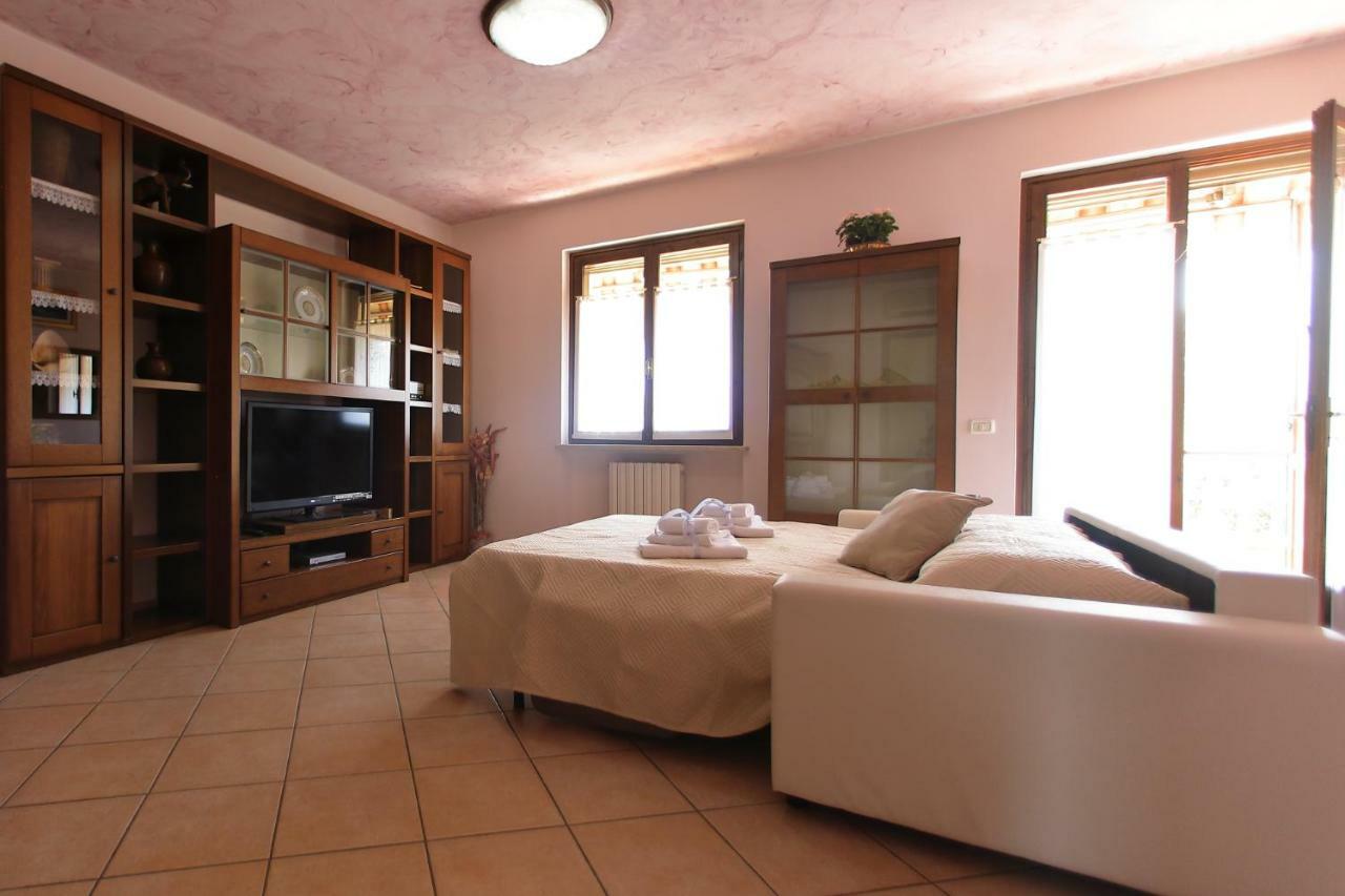 Residenza Franca Villa Valeggio sul Mincio Exterior foto