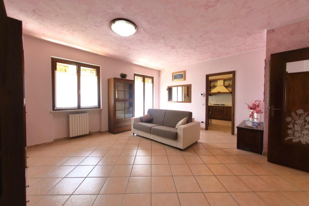 Residenza Franca Villa Valeggio sul Mincio Exterior foto